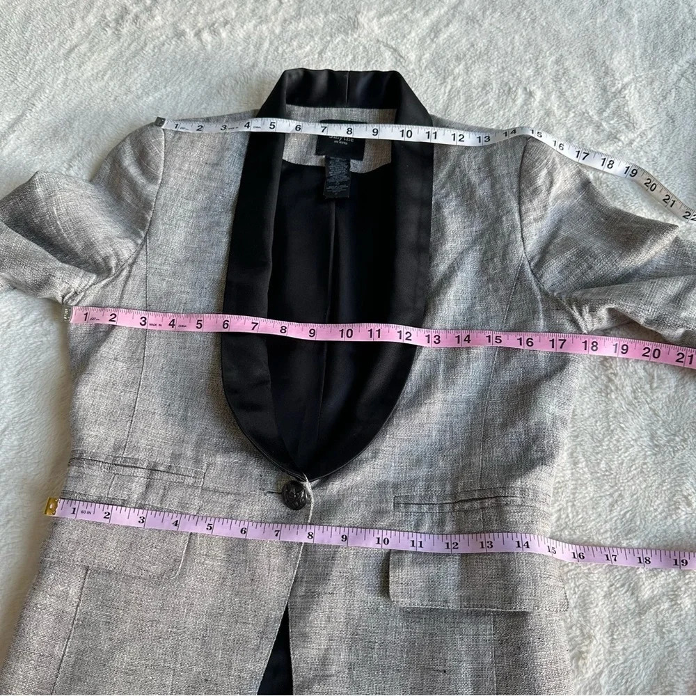 Smythe Gray Blazer with Black Lapel - Picture 4 of 11